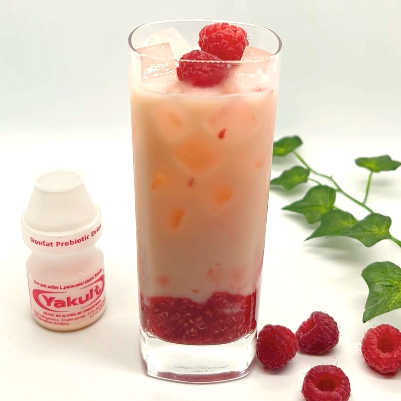 Raspberry Yakult Yakult Yakult Light Probiotic Drink